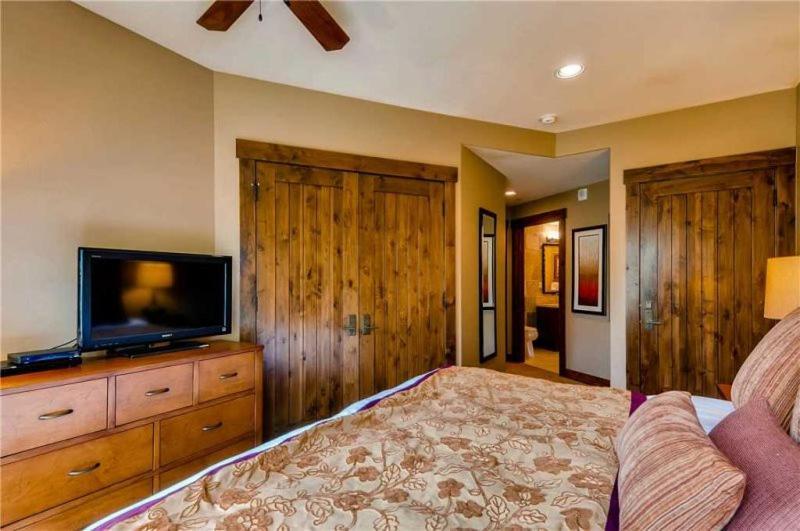 Luxury 2 Bedroom Breckenridge Vacation Rental With Stunning Mountain Views Just Steps From Historic Main Street Екстер'єр фото