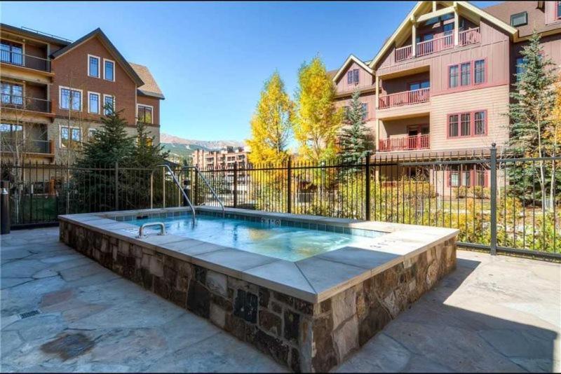 Luxury 2 Bedroom Breckenridge Vacation Rental With Stunning Mountain Views Just Steps From Historic Main Street Екстер'єр фото